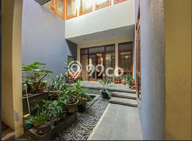 For Sale! Luxury House LT 406m2 Desain Elegan di Turangga For Sale! Luxury House LT 406m2 Desain Elegan di Turangga