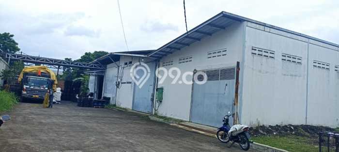 Untuk Dijual! Gudang di Batujajar Bandung LT 2200m2 / LB 800m2 Kawasan Bisnis Untuk Dijual! Gudang di Batujajar Bandung LT 2200m2 / LB 800m2 Kawasan Bisnis