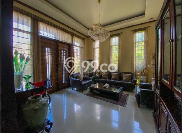 For Sale! Luxury House LT 406m2 Desain Elegan di Turangga For Sale! Luxury House LT 406m2 Desain Elegan di Turangga