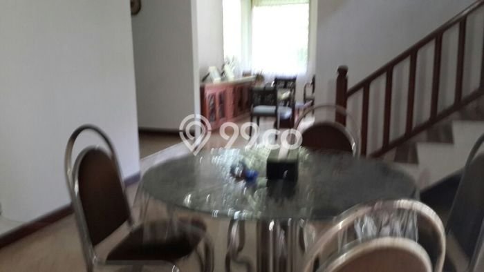 Rumah Elit Modern Tanpa Renovasi di Lebak Bulus Jakarta Selatan Rumah Elit Modern Tanpa Renovasi di Lebak Bulus Jakarta Selatan