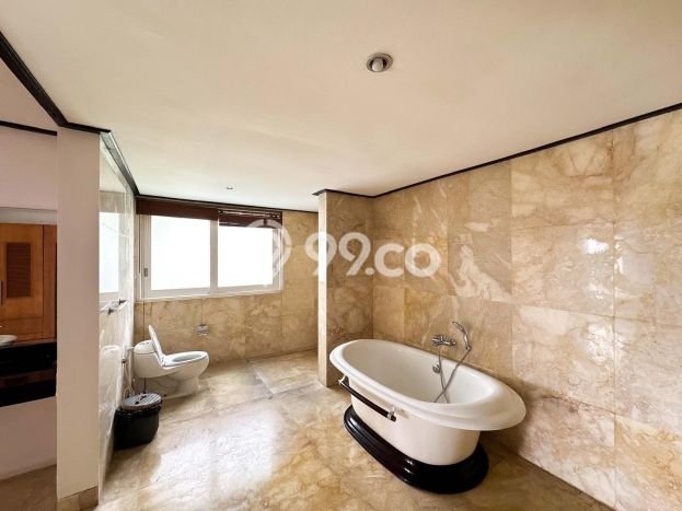 LOKASI STRATEGIS! Vila di , Luas 950m2m², Pemandangan Indah sekitar LOKASI STRATEGIS! Vila di , Luas 950m2m², Pemandangan Indah sekitar