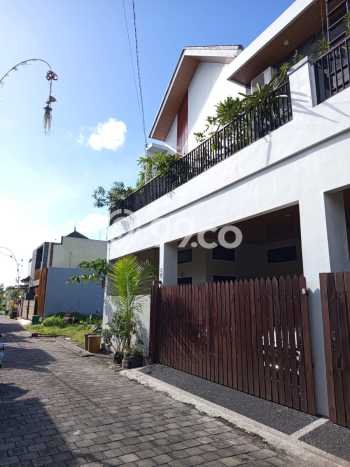 Rumah Minimalis 3 KT LT 105m2 di Peguyangan Kaja Rumah Minimalis 3 KT LT 105m2 di Peguyangan Kaja