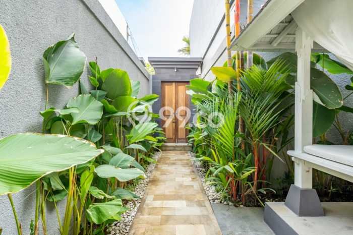 HARGA MENARIK! Vila di , Ukuran 217m2m², Lingkungan Tenang dan nyaman HARGA MENARIK! Vila di , Ukuran 217m2m², Lingkungan Tenang dan nyaman