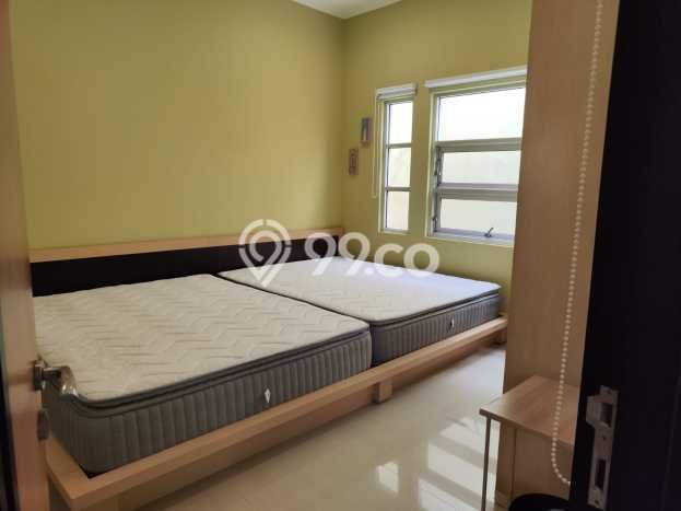 Rumah Premium di , 2 KT, Lingkungan Nyaman, Luas 198m2m² LB 200m2m² Rumah Premium di , 2 KT, Lingkungan Nyaman, Luas 198m2m² LB 200m2m²