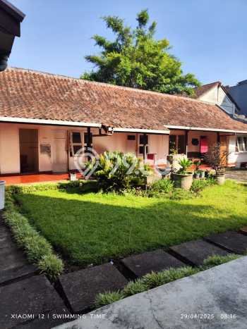 Rumah Idaman Keluarga! Rumah 2 Lantai area , Bandung, LT 975m2m² Bangunan 560m2m² Rumah Idaman Keluarga! Rumah 2 Lantai area , Bandung, LT 975m2m² Bangunan 560m2m²