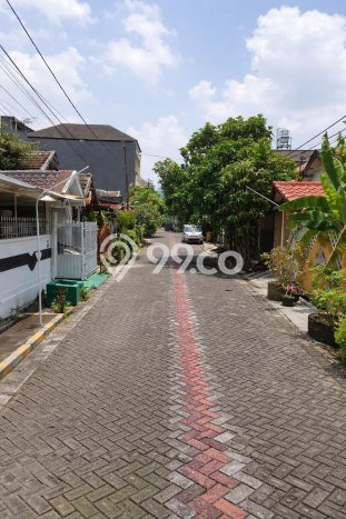 Hot Offer Hunian Premium Ideal dan Luas di Mulyorejo, Surabaya Hot Offer Hunian Premium Ideal dan Luas di Mulyorejo, Surabaya
