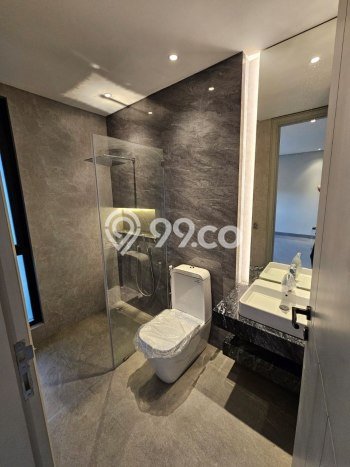 Rumah di Pakuwon Indah, Surabaya, Luas 330m2m² Bangunan 600m2m² Rumah di Pakuwon Indah, Surabaya, Luas 330m2m² Bangunan 600m2m²