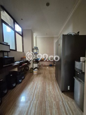 Rumah Berkualitas LT 200m2m² / LB 360m2m² di , Dekat Pusat Kota, Surabaya Rumah Berkualitas LT 200m2m² / LB 360m2m² di , Dekat Pusat Kota, Surabaya