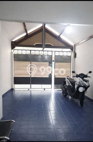 For Sale Rumah 4 Kamar Lokasi Strategis Bagus dan Strategis di Wiyung For Sale Rumah 4 Kamar Lokasi Strategis Bagus dan Strategis di Wiyung