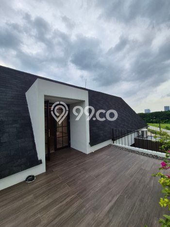 Hunian Mewah Siap Huni LT 464m2 di Wiyung, Surabaya Hunian Mewah Siap Huni LT 464m2 di Wiyung, Surabaya