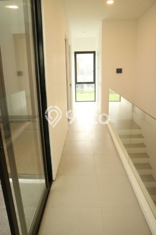 Dijual Cepat Rumah Bagus Siap Huni LB 120m2 di Wiyung, Surabaya Dijual Cepat Rumah Bagus Siap Huni LB 120m2 di Wiyung, Surabaya