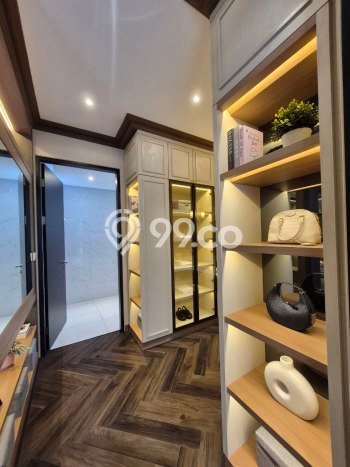 Hunian Mewah Siap Huni LT 464m2 di Wiyung, Surabaya Hunian Mewah Siap Huni LT 464m2 di Wiyung, Surabaya