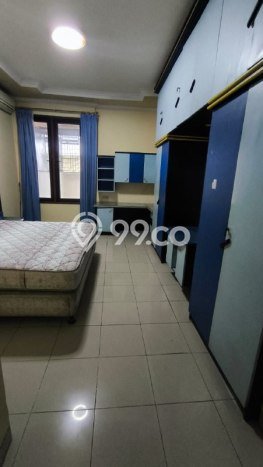 Rumah di Mulyorejo, 5 KT, Pemandangan Kota, LT 240m2m² LB 256m2m² Rumah di Mulyorejo, 5 KT, Pemandangan Kota, LT 240m2m² LB 256m2m²