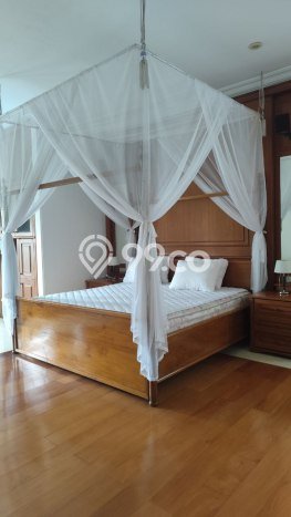 Rumah Modern Disewakan di Dukuh Pakis Surabaya Area Sangat Strategis Rumah Modern Disewakan di Dukuh Pakis Surabaya Area Sangat Strategis