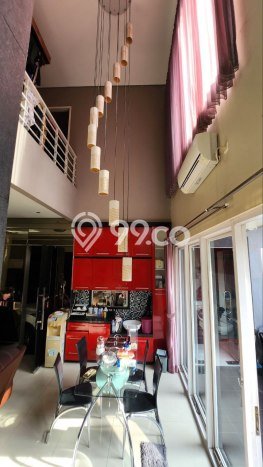 Dijual Rumah Premium dengan Fasilitas Sekitar Lengkap di Wiyung, Surabaya Dijual Rumah Premium dengan Fasilitas Sekitar Lengkap di Wiyung, Surabaya