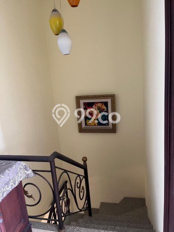 Rumah Lokasi Strategis area Sukolilo, Surabaya, LT 137m2m² LB 190m2m² Rumah Lokasi Strategis area Sukolilo, Surabaya, LT 137m2m² LB 190m2m²