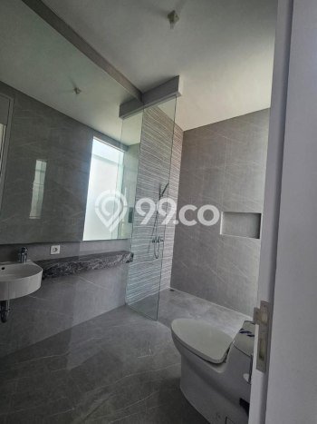 Rumah 5 Kamar Tidur Lokasi Premium di Pakuwon City, Dekat Pusat Kota, Surabaya Rumah 5 Kamar Tidur Lokasi Premium di Pakuwon City, Dekat Pusat Kota, Surabaya