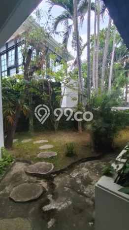 Rumah Modern Disewakan di Dukuh Pakis Surabaya Area Sangat Strategis Rumah Modern Disewakan di Dukuh Pakis Surabaya Area Sangat Strategis