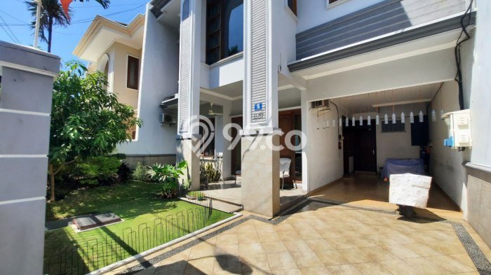 Rumah 5 Kamar Harga Terjangkau di Wiyung, Surabaya Rumah 5 Kamar Harga Terjangkau di Wiyung, Surabaya