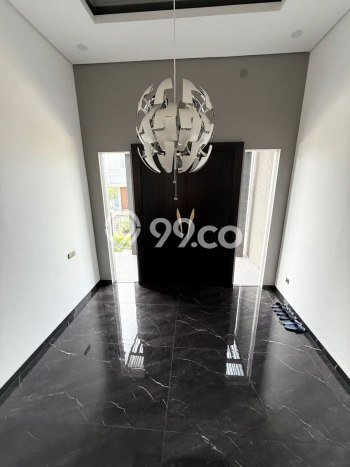 Rumah Strategis di Citraland, Surabaya, Luas 264m2m² Bangunan 662m2m² - HARGA NEGO! Rumah Strategis di Citraland, Surabaya, Luas 264m2m² Bangunan 662m2m² - HARGA NEGO!