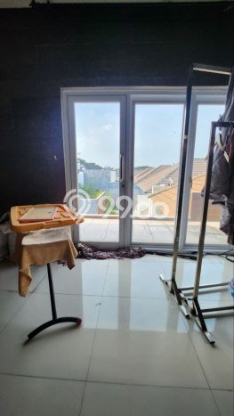 Dijual Rumah Premium dengan Fasilitas Sekitar Lengkap di Wiyung, Surabaya Dijual Rumah Premium dengan Fasilitas Sekitar Lengkap di Wiyung, Surabaya