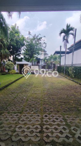 Rumah Modern Disewakan di Dukuh Pakis Surabaya Area Sangat Strategis Rumah Modern Disewakan di Dukuh Pakis Surabaya Area Sangat Strategis