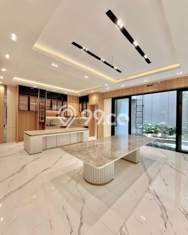 Jual Rumah Mewah Megah Dengan View Eksklusif di Citraland, Surabaya Jual Rumah Mewah Megah Dengan View Eksklusif di Citraland, Surabaya