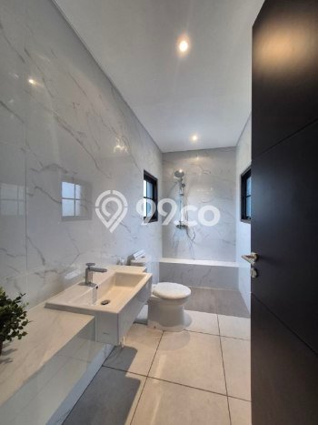 Hunian Mewah Siap Huni LT 464m2 di Wiyung, Surabaya Hunian Mewah Siap Huni LT 464m2 di Wiyung, Surabaya