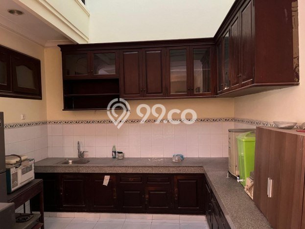 Rumah Strategis Minimalis Lb 190m2 di Sukolilo, Surabaya Rumah Strategis Minimalis Lb 190m2 di Sukolilo, Surabaya