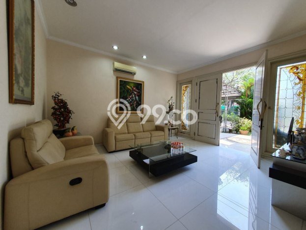 Jual Rumah Mewah Elegan Dengan View Cantik di Kertajaya, Surabaya Jual Rumah Mewah Elegan Dengan View Cantik di Kertajaya, Surabaya