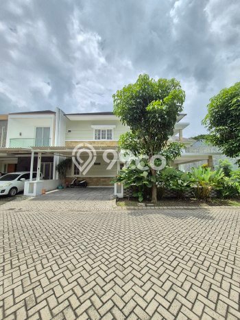 For Sale Rumah Mewah Exclusive di Wiyung, Surabaya For Sale Rumah Mewah Exclusive di Wiyung, Surabaya
