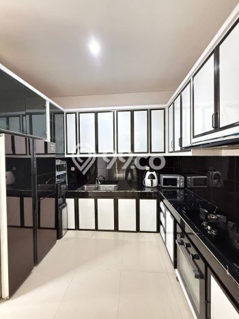 FEATURED! Rumah Asri area , Luas 180m2m² LB 200m2m² FEATURED! Rumah Asri area , Luas 180m2m² LB 200m2m²