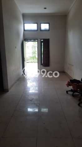 Dijual Rumah 4 Kamar Lokasi Ideal Bagus dan Strategis di Jatinangor Dijual Rumah 4 Kamar Lokasi Ideal Bagus dan Strategis di Jatinangor