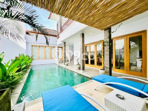 Vila Strategis Kawasan , Dimensi 250m2m², Posisi Premium dengan akses mudah Vila Strategis Kawasan , Dimensi 250m2m², Posisi Premium dengan akses mudah