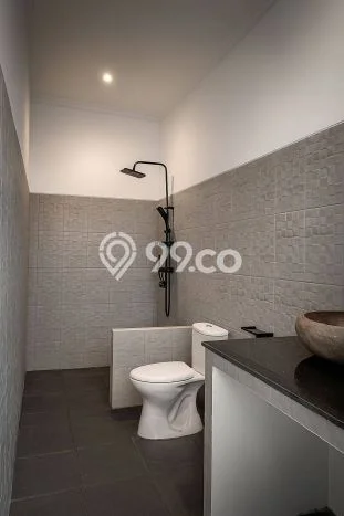 HOT DEAL! Vila Kawasan Tibubeneng, Luas 150m², Area Strategis HOT DEAL! Vila Kawasan Tibubeneng, Luas 150m², Area Strategis