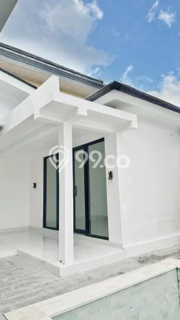 HOT DEAL! Vila Kawasan Tibubeneng, Luas 150m², Area Strategis HOT DEAL! Vila Kawasan Tibubeneng, Luas 150m², Area Strategis
