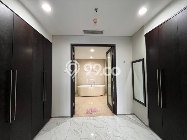 Hunian Apartemen High-Class untuk Dijual di Jakarta Selatan dengan 4 BR & 4 Kamar Mandi Hunian Apartemen High-Class untuk Dijual di Jakarta Selatan dengan 4 BR & 4 Kamar Mandi