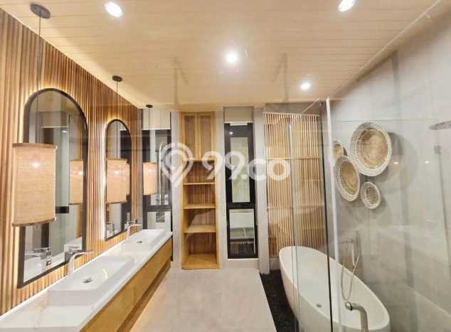 PELUANG INVESTASI! Vila di Kuta Selatan, Luas 180m2m², Prospek Menjanjikan PELUANG INVESTASI! Vila di Kuta Selatan, Luas 180m2m², Prospek Menjanjikan
