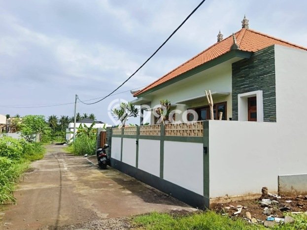 Vila di Buleleng, Luas 200m2m², Cocok untuk hunian keluarga Vila di Buleleng, Luas 200m2m², Cocok untuk hunian keluarga