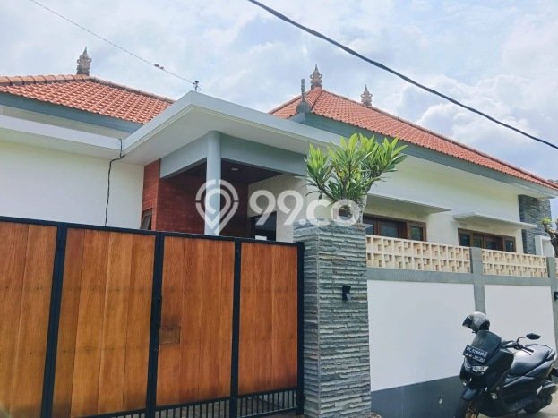 Vila di Buleleng, Luas 200m2m², Cocok untuk hunian keluarga Vila di Buleleng, Luas 200m2m², Cocok untuk hunian keluarga