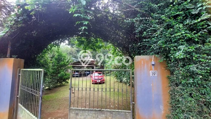Rumah Eksklusif Siap Huni LT 8075m2 di Megamendung, Bogor Rumah Eksklusif Siap Huni LT 8075m2 di Megamendung, Bogor