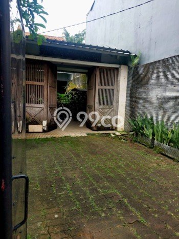 Jual Rumah Mewah Elegan Dengan View Eksklusif di Bintaro, Tangerang Selatan Jual Rumah Mewah Elegan Dengan View Eksklusif di Bintaro, Tangerang Selatan
