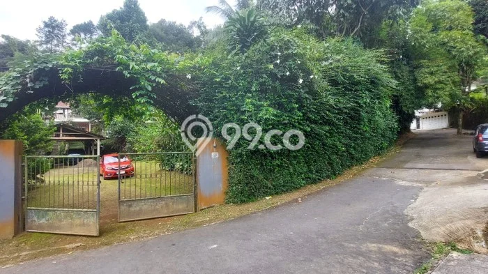 Rumah Eksklusif Siap Huni LT 8075m2 di Megamendung, Bogor Rumah Eksklusif Siap Huni LT 8075m2 di Megamendung, Bogor