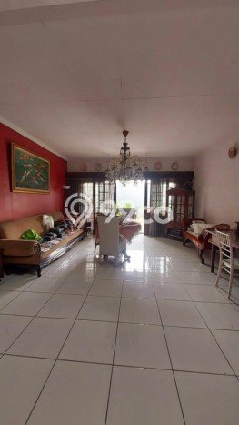 Jual Rumah Mewah Elegan Dengan View Eksklusif di Bintaro, Tangerang Selatan Jual Rumah Mewah Elegan Dengan View Eksklusif di Bintaro, Tangerang Selatan