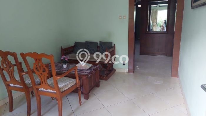 Dijual Rumah 6 Kamar Lokasi Strategis Nyaman dan Strategis di Ciledug Dijual Rumah 6 Kamar Lokasi Strategis Nyaman dan Strategis di Ciledug