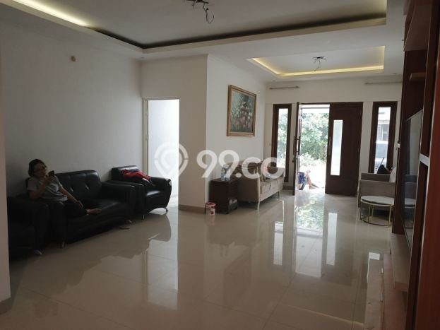 Jual Rumah Mewah Megah Dengan View Eksklusif di Bintaro, Tangerang Selatan Jual Rumah Mewah Megah Dengan View Eksklusif di Bintaro, Tangerang Selatan