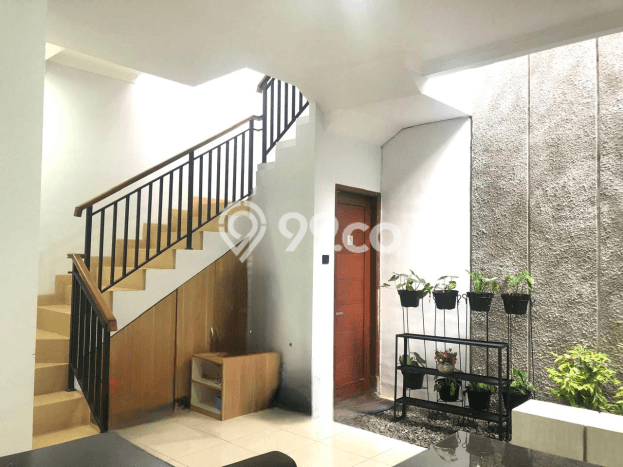Dijual Rumah Premium dengan Fasilitas Sekitar Lengkap di Cinere, Depok Dijual Rumah Premium dengan Fasilitas Sekitar Lengkap di Cinere, Depok