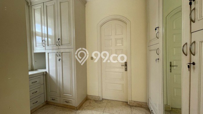 For Sale! Premium House LT 788m2 Desain Elegan di Pondok Indah For Sale! Premium House LT 788m2 Desain Elegan di Pondok Indah