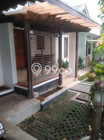Hunian Mewah LB 200m2 Siap Huni Desain Elegan di Bintaro, Tangerang Selatan Hunian Mewah LB 200m2 Siap Huni Desain Elegan di Bintaro, Tangerang Selatan