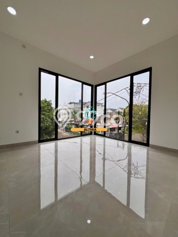 Rumah Elit Modern Tanpa Renovasi di Sektor 9-Bintaro Tangerang Selatan Rumah Elit Modern Tanpa Renovasi di Sektor 9-Bintaro Tangerang Selatan